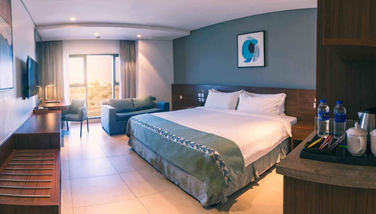 Boulevard Hotel Oman Seeb Exterior photo